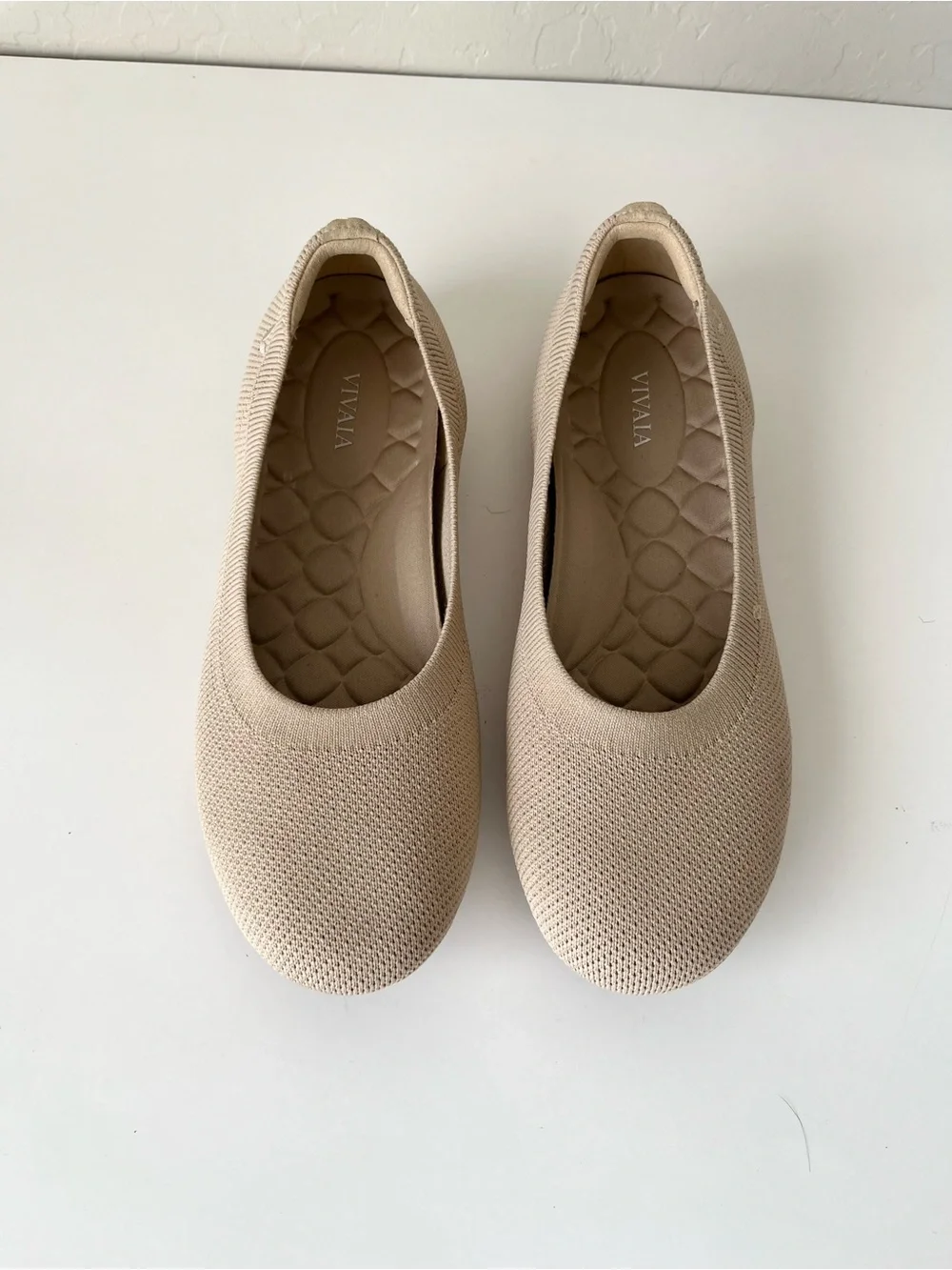 Vivaia Claire Round Toe Woven Knit Flats Cream Tan Size 41